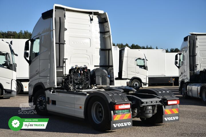 Standartinis traktoriaus blokas VOLVO FH 500 Globetrotter XL, Side Skirts