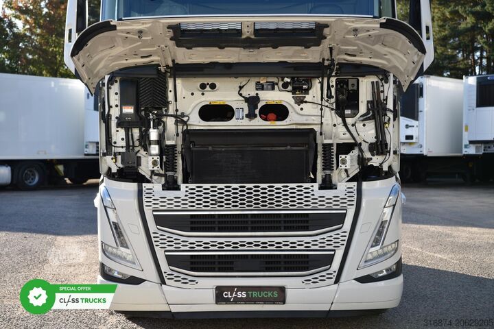 стандартний тракторний агрегат VOLVO FH 500 Globetrotter XL, Side Skirts