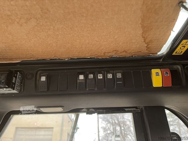 šakinis krautuvas Linde H70D