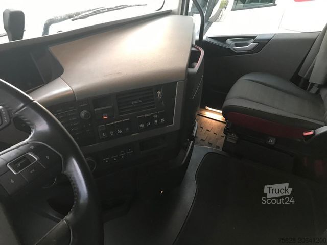 Standart çekici ünitesi VOLVO FH460 / I-Park Cool