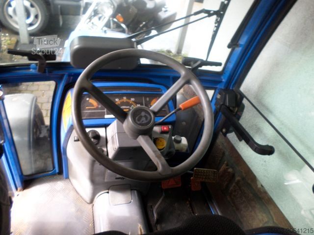 Andre ISEKI Traktor 4x4 4330 AHL FH&FZ