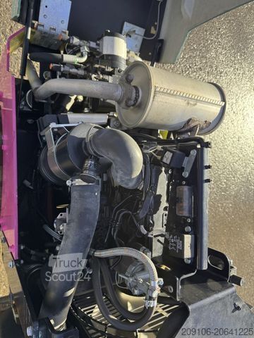 Egyhengerdob henger RAMMAX 1575 Grabenwalze