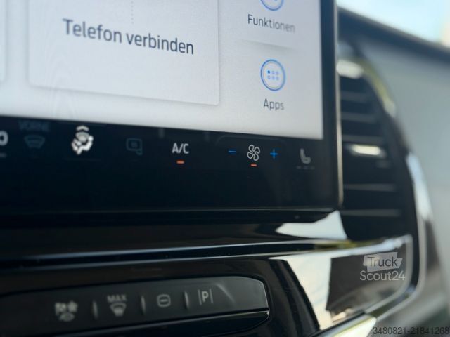 Dodávka s vysokou střechou FORD Transit Automatik 165 PS L3H3 AHK KAMERA SHZ LRH