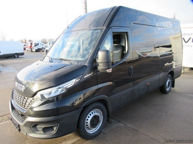 Aukštas mikroautobusas IVECO 35S14HA8 V/P / Tempomat / Webasto / Kamera / AHK