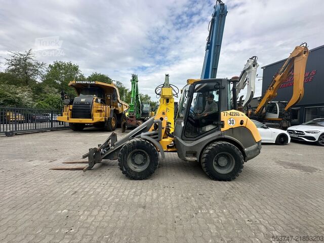 Chargeuse sur pneus Mecalac AX 850
