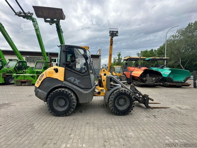 Chargeuse sur pneus Mecalac AX 850