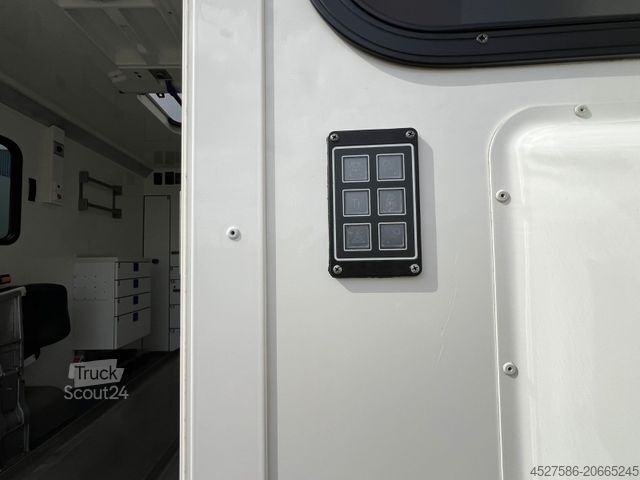 Palontorjuntakalusto MERCEDES-BENZ Sprinter III KOFFER RWD 319CDI*RTW*RETTUNGSWAGEN