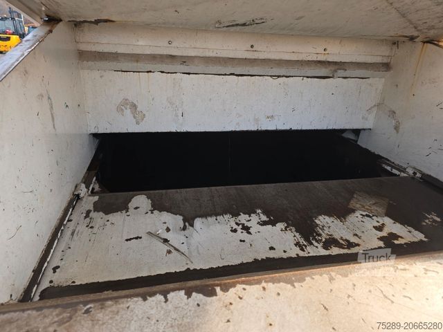 Abrollkipper Tollense Presscontainer Presse Abrollcontainer