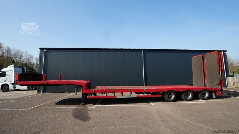 Semi-dieplader Nooteboom MCO-48-03V 3 axle semi low loader extendable