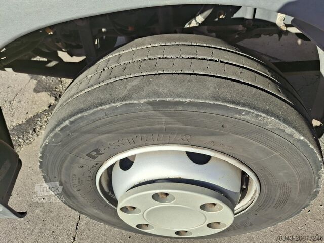 Furgoninė sunkvežimė RENAULT D12-210 - E6