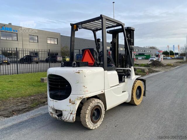 Gabelstapler Caterpillar DP35K