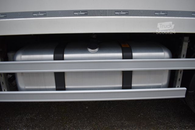 Camión caja MERCEDES-BENZ Actros 2548 L E6 6x2 AHK Retarder LBW