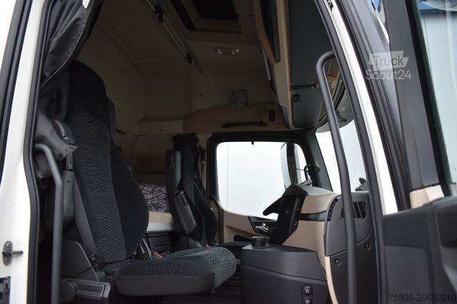 Camión caja MERCEDES-BENZ Actros 2548 L E6 6x2 AHK Retarder LBW