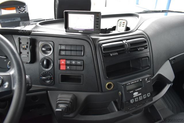 شاحنة مبردة MERCEDES-BENZ Atego 1530 16t. 2-Zonen Tiefkühl Carrier LBW