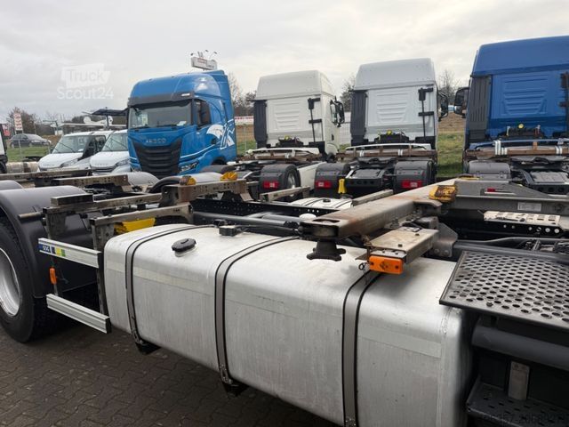 Автомобиль с заменяемым кузовом IVECO S-WAY AS260S51Y/FP CM SDG BDF Retarder