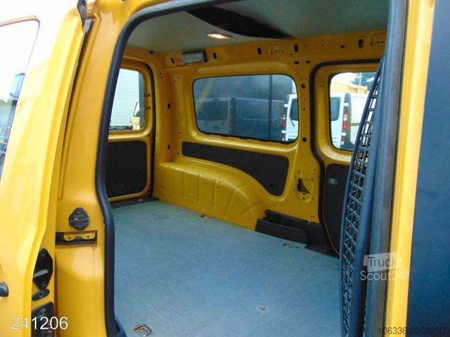 Bestelwagen VOLKSWAGEN Caddy Maxi 2.0 TDI 4Motion -2x Schiebetür-HFT-