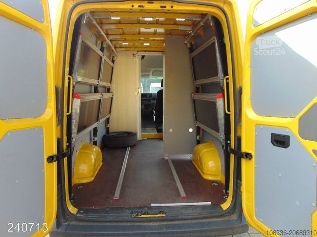Magas tetős furgon VOLKSWAGEN Crafter 35 2.0 TDI *Klima*Regalsystem*Kamera*