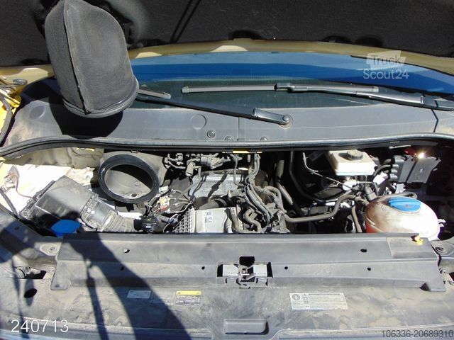 Magas tetős furgon VOLKSWAGEN Crafter 35 2.0 TDI *Klima*Regalsystem*Kamera*