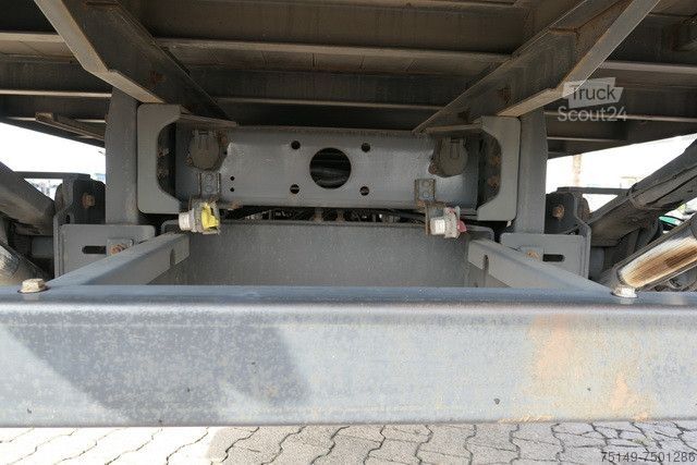 Бортовой грузовик с брезентом IVECO AD190S/P 4x2, 7.350mm lang, LBW, Klima, Navi