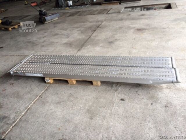 Dreiseitenkipper Anhänger NEU Auffahrrampen, Alurampen,Verladerampen, 8 to Länge 3,25m