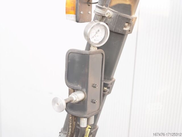 Priekinio krautuvo šakinis krautuvas Linde E20PL-01
