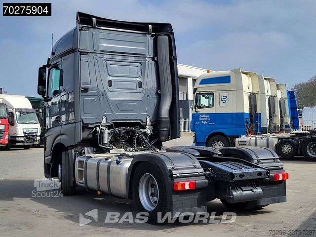 Standard-SZM Mercedes Actros 1851 4X2 BigSpace 2x Tanks