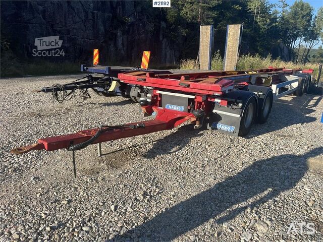Transport av containrar Närko 4 axle container trailer