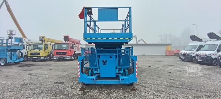 šķērveida pacēlājs Genie GS5390 - 18m - 4x4 - Diesel