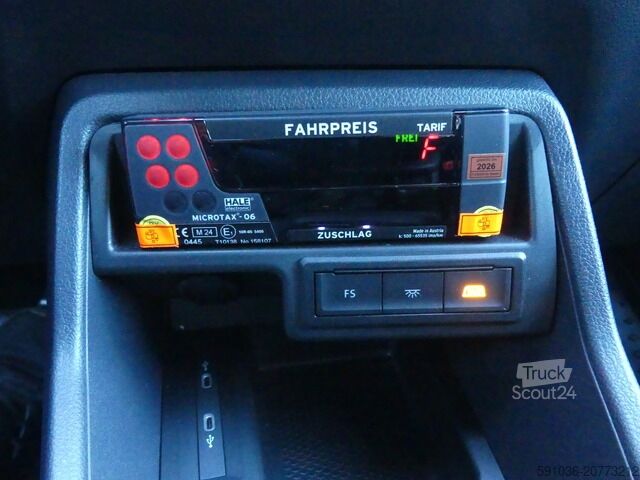 Minibus Volkswagen Caddy Maxi Kombi 2.0 TDI TAXEMETER/7SITZE/VIRTUAL