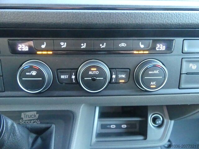 Панельний фургон Volkswagen T6.1 Transporter 2.0 TDI 4Motion LED/NAVI/AHK