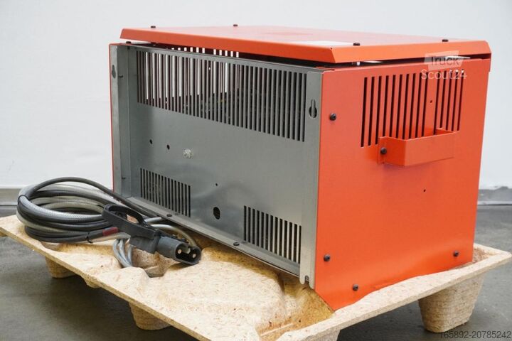 Batterie de chariot élévateur LINDE intronic B E 24V / 50A EU