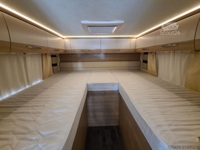 عربة تخييم شبه مدمجة LMC Cruiser 663 G Grey Selection 150 *Solar + WR*