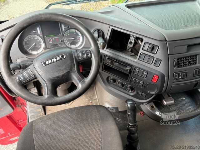 Tractor estándar DAF XF460 FTG / Schalt/ Retarder/ AP Achse/60To. GG
