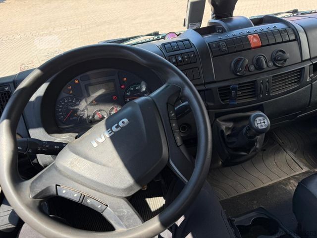 Кран-манипулятор на шасси грузовика IVECO 140E250 Kipper mit HIAB Kran inklusive Anhänger