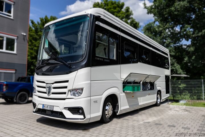 Kamper zintegrowany Morelo Empire Liner 93 LO