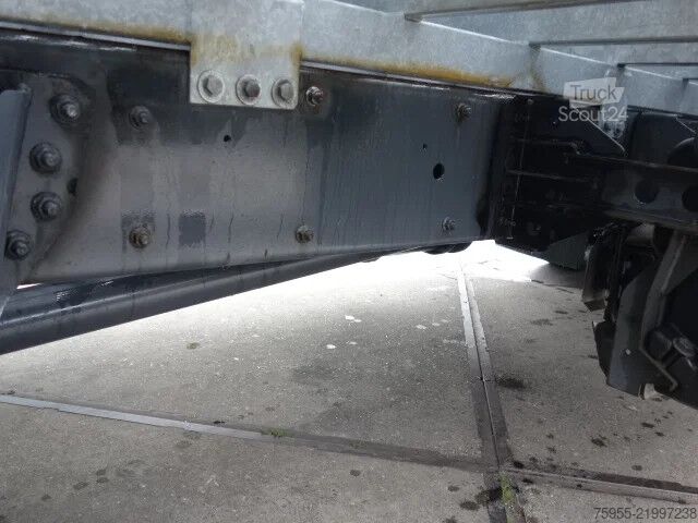 Autotransporter DAF LF 210 oprijlaadbak,airco