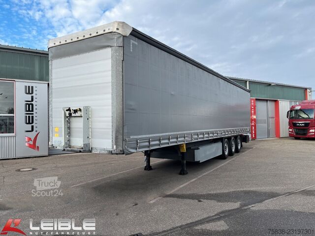 Öppen semitrailer med kapell SCHMITZ CARGOBULL SCB*Standard Tautliner*Liftachse*Code XL*