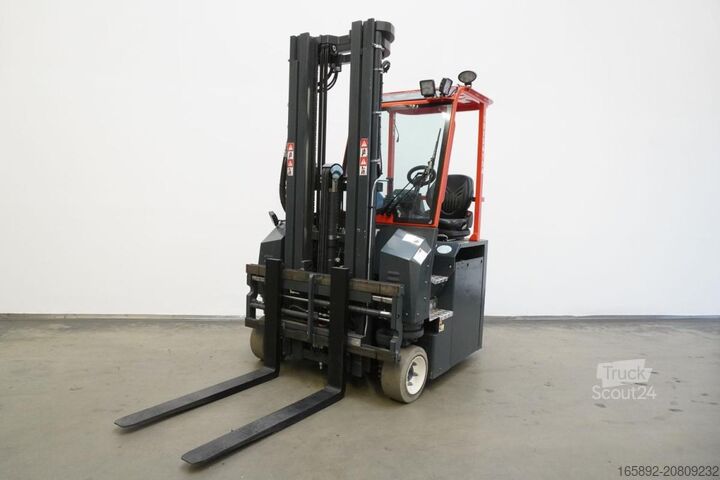 τετραπλής κατεύθυνσης περονοφόρο όχημα Combilift CBE3000