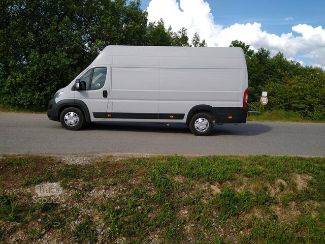 Furgão de teto alto Opel Movano C