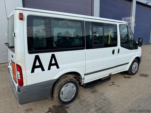 Ford **TRANSIT-9SEATS** Ford **TRANSIT-9SEATS**