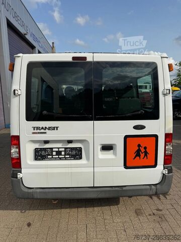 Ford **TRANSIT-9SEATS** Ford **TRANSIT-9SEATS**