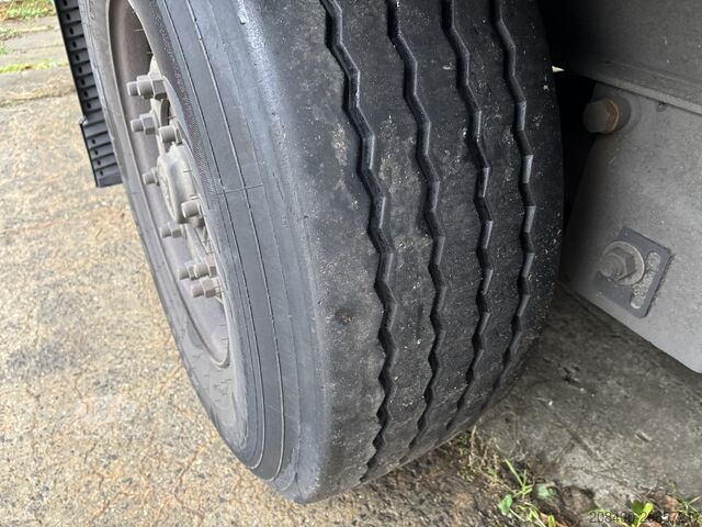 Pótkocsi ponyvás platóval és emelőhátfallal FLIEGL 39 SDS mit unterfaltb LBW