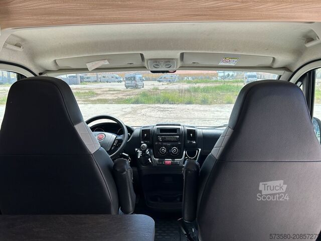 Caravan/camper Fiat Weinsberg Carabus 600 K 4 Schlafplätze | Voll ausgestattet