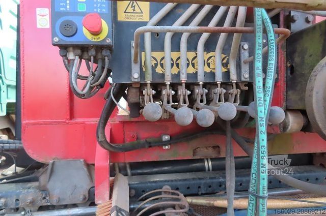 Swap chassis trailer Krancontainer HMF 1063