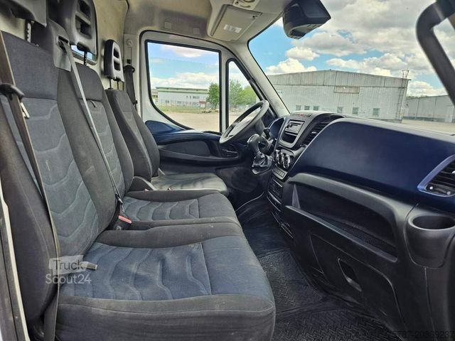 Bestelwagen met verhoogd dak IVECO 35S16 A8 V L, mittellang & hoch, kleiner Schaden