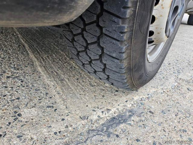 Fourgon surélevé IVECO 35S16 A8 V L, mittellang & hoch, kleiner Schaden