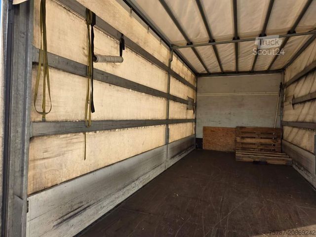 Transportador con plataforma y toldo IVECO 80-220 Eurocargo, Gardine, Ladebordwand, 1.Hand