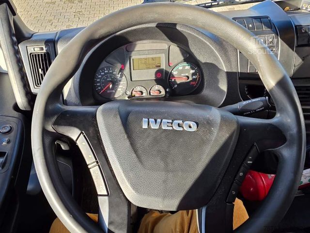 Transportador con plataforma y toldo IVECO 80-220 Eurocargo, Gardine, Ladebordwand, 1.Hand