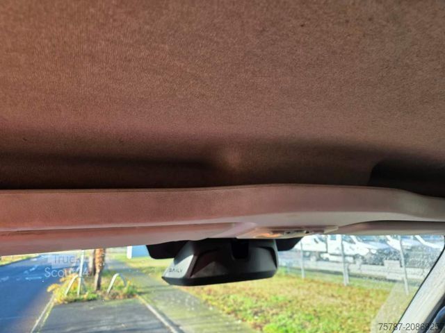 Vrachtwagen met bakwagen IVECO 35S15/ 35-150 Koffer, Klima, manuelle Schaltung