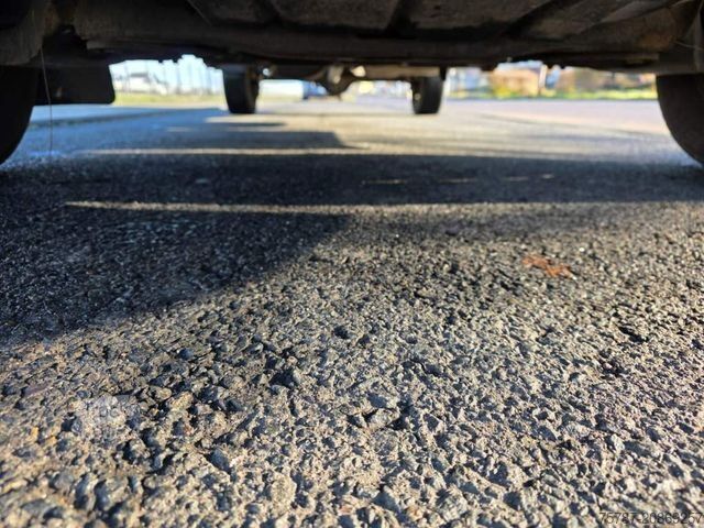 Dostavno vozilo s kesonom IVECO 35S15/ 35-150 Koffer, Klima, manuelle Schaltung